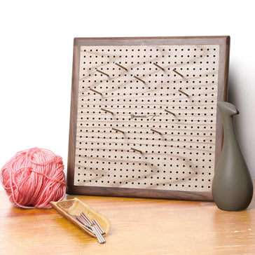 Aiyana Light Up Crochet Hook Kit (Premium Set) – Yarn Mania